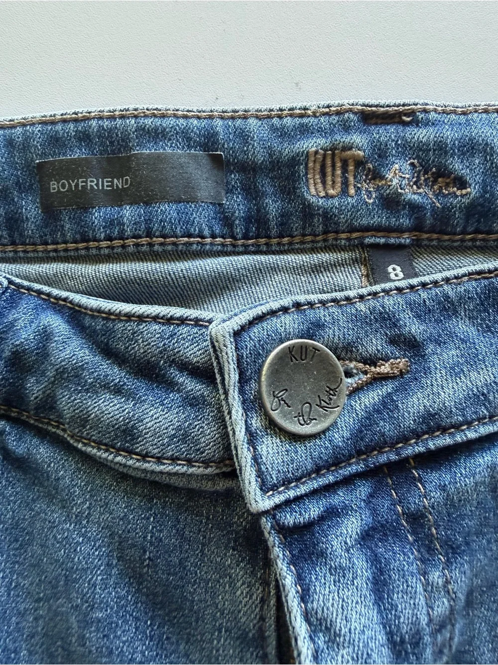 Kut from the Kloth casual cropped